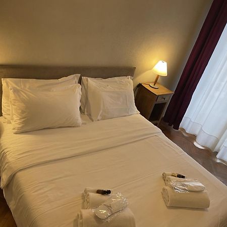 Hotel Broglia ซีร์มิโอเน ภายนอก รูปภาพ