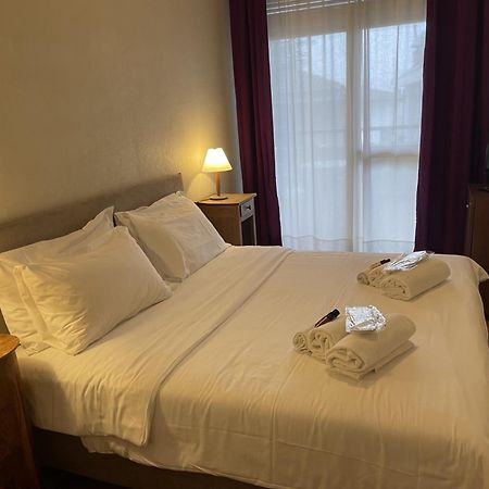 Hotel Broglia ซีร์มิโอเน ภายนอก รูปภาพ