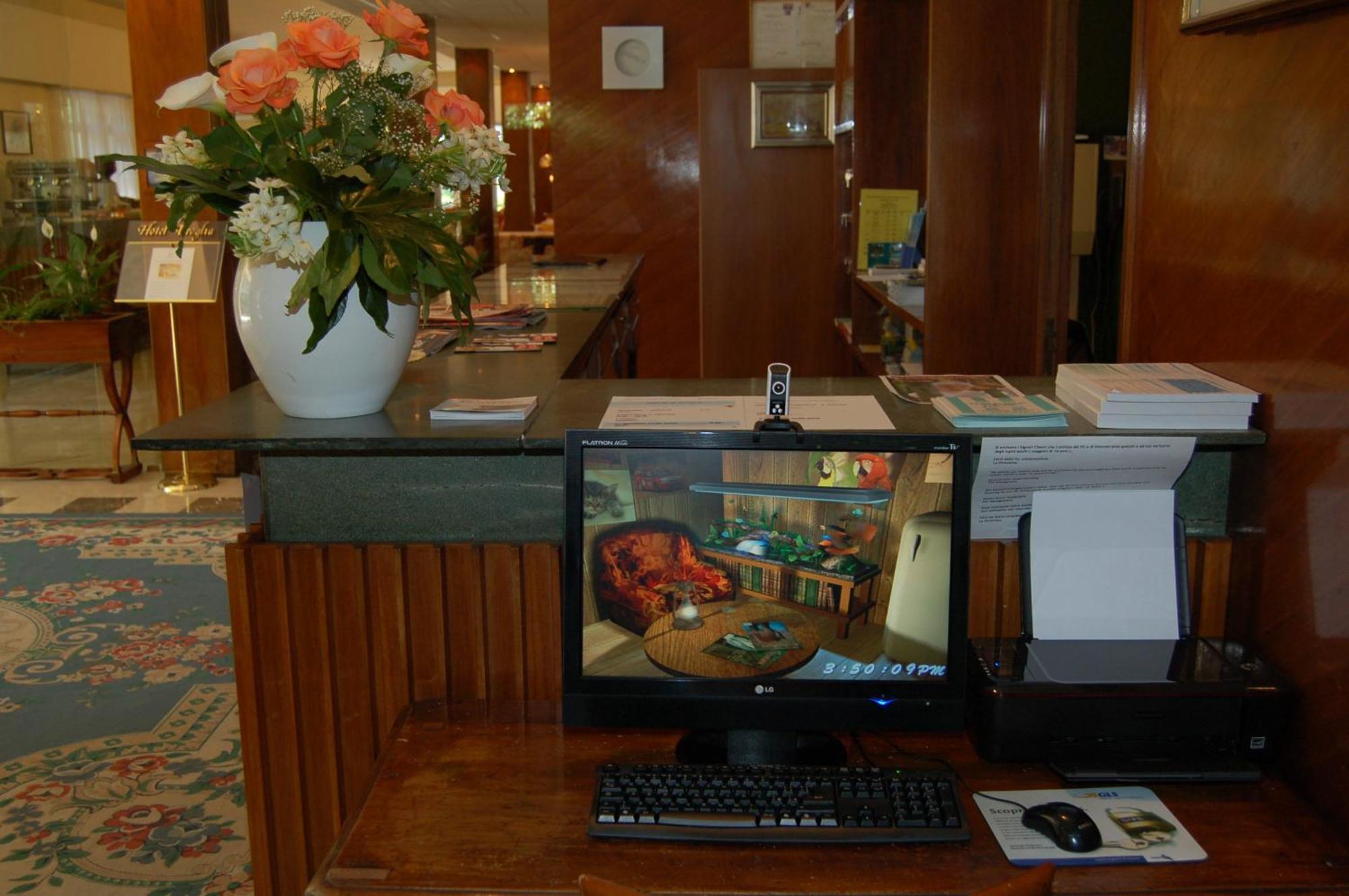 Hotel Broglia ซีร์มิโอเน ภายนอก รูปภาพ