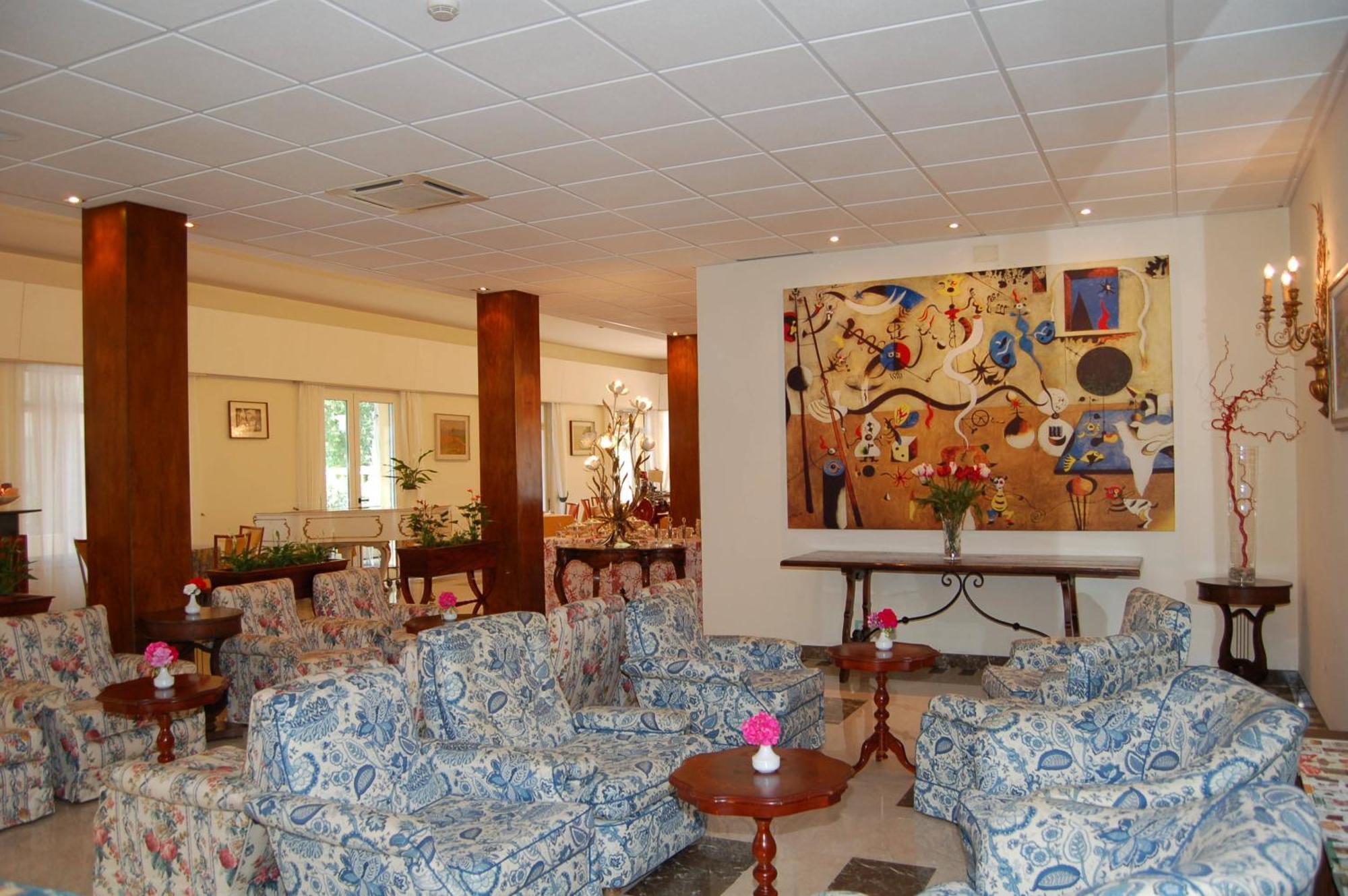 Hotel Broglia ซีร์มิโอเน ภายนอก รูปภาพ