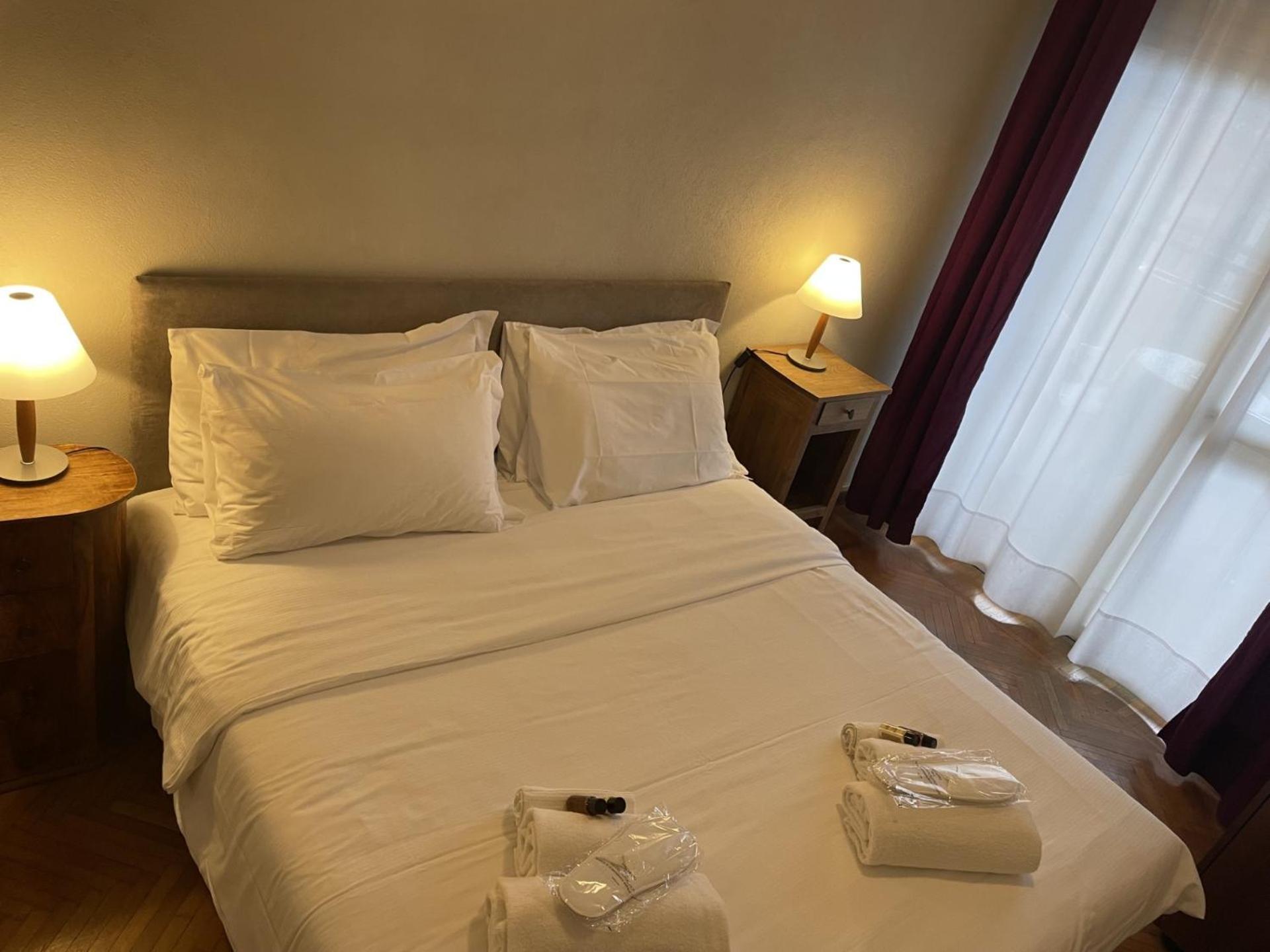 Hotel Broglia ซีร์มิโอเน ภายนอก รูปภาพ