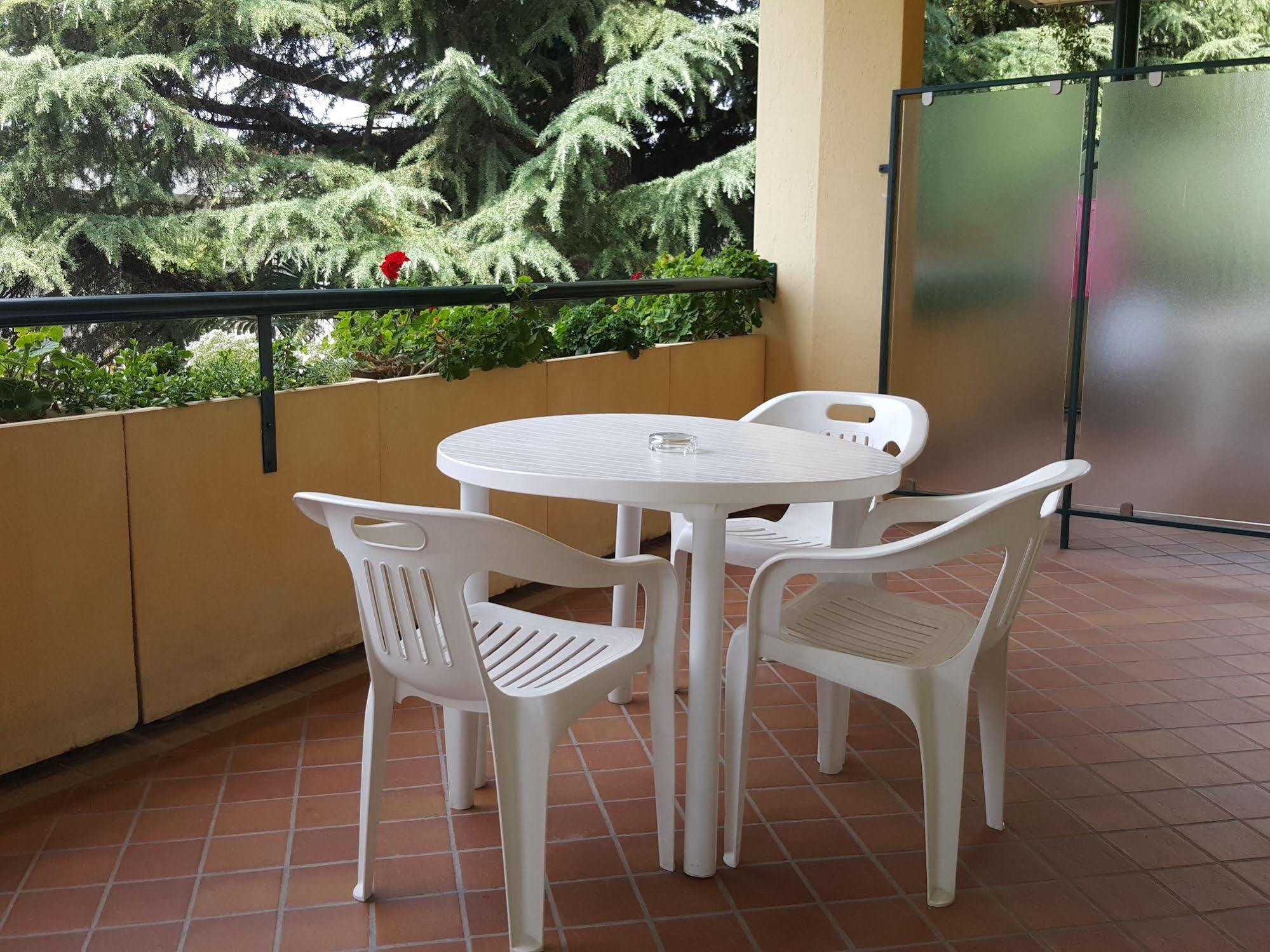 Hotel Broglia ซีร์มิโอเน ภายนอก รูปภาพ